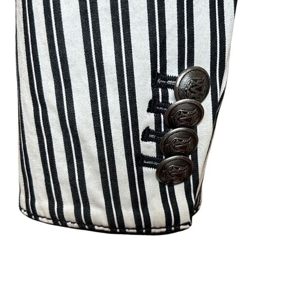Club Monaco - Cropped Striped Blazer w/ Silver Buttons - Size 2, Black, White - Picture 9 of 17